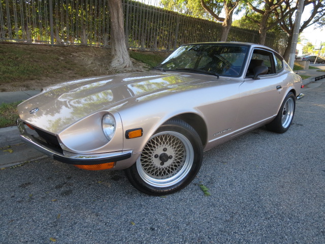 Datsun-240Z silver | Joop Stolze Classic Cars