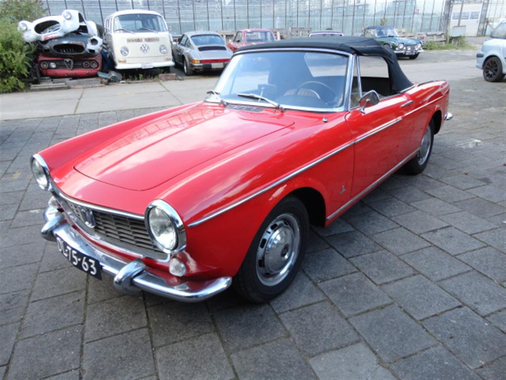 Fiat-1500 spider cabrio perfect | Joop Stolze Classic Cars