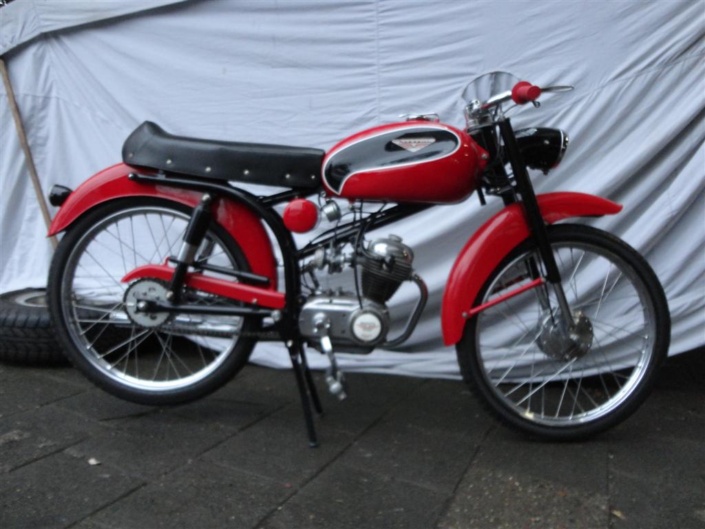four stroke moped