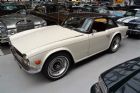 triumph-tr6-white-nr-3813